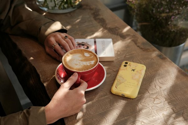 Comptoir d'accueil classique : élégance et économie réunies