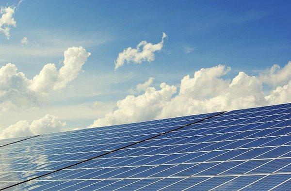 Panneau solaire photovoltaïque : réduisez vos factures d'énergie
